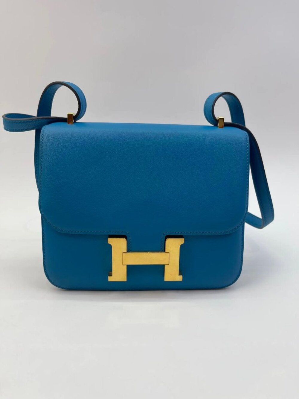 Hermès Constance 18 Mini in Bleu Zanzibar Evercolor Leather with Gold Hardware